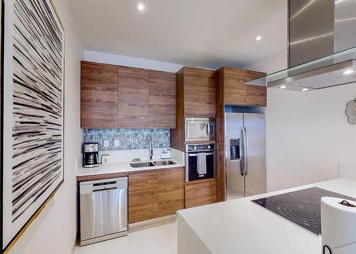 Stunning 3 Bedroom - Pool - Awesome Amenities Cabo San Lucas